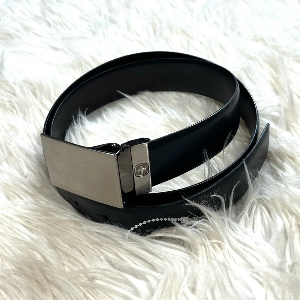 SWISSGEAR Men's Reversable Black Brown Leather Metal Buckle Belt